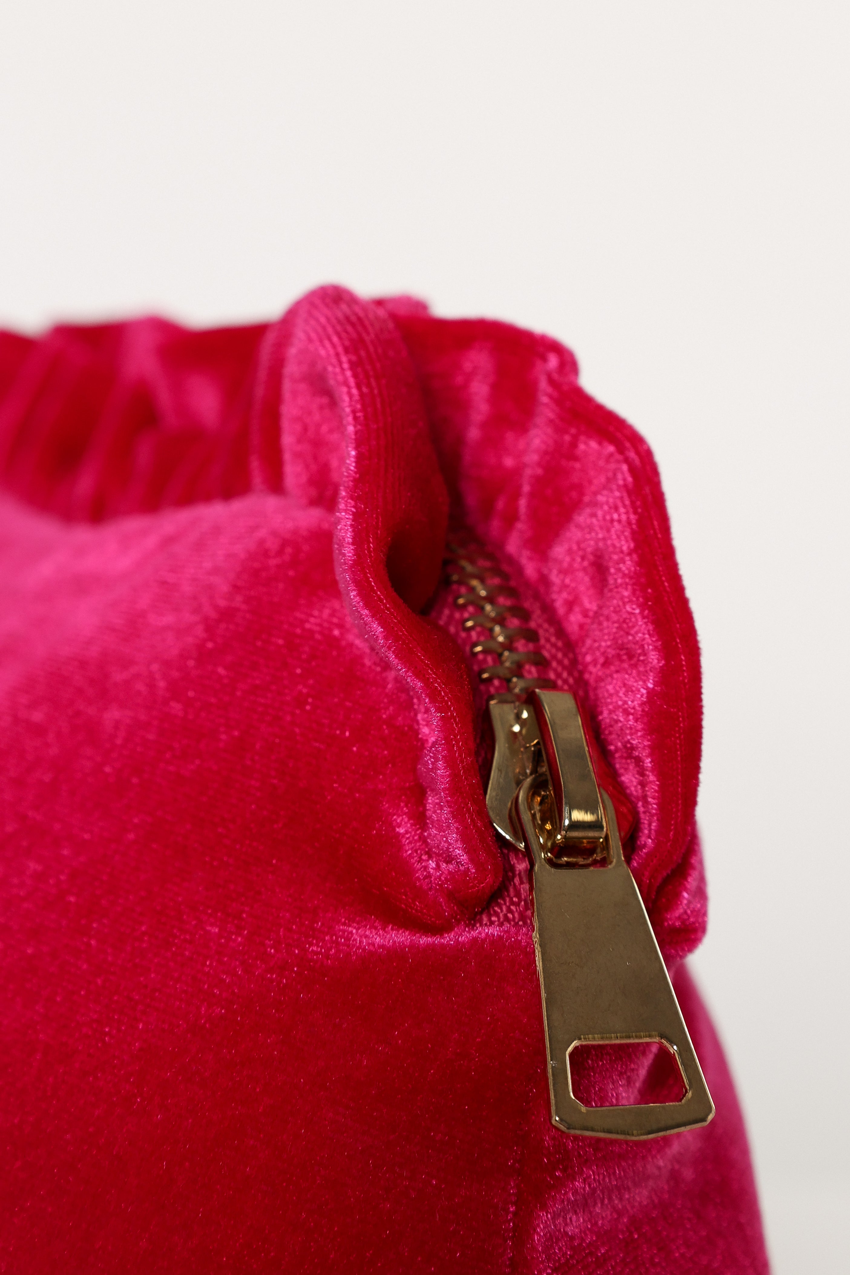 Large Velvet Ruffle Pouch - Magenta