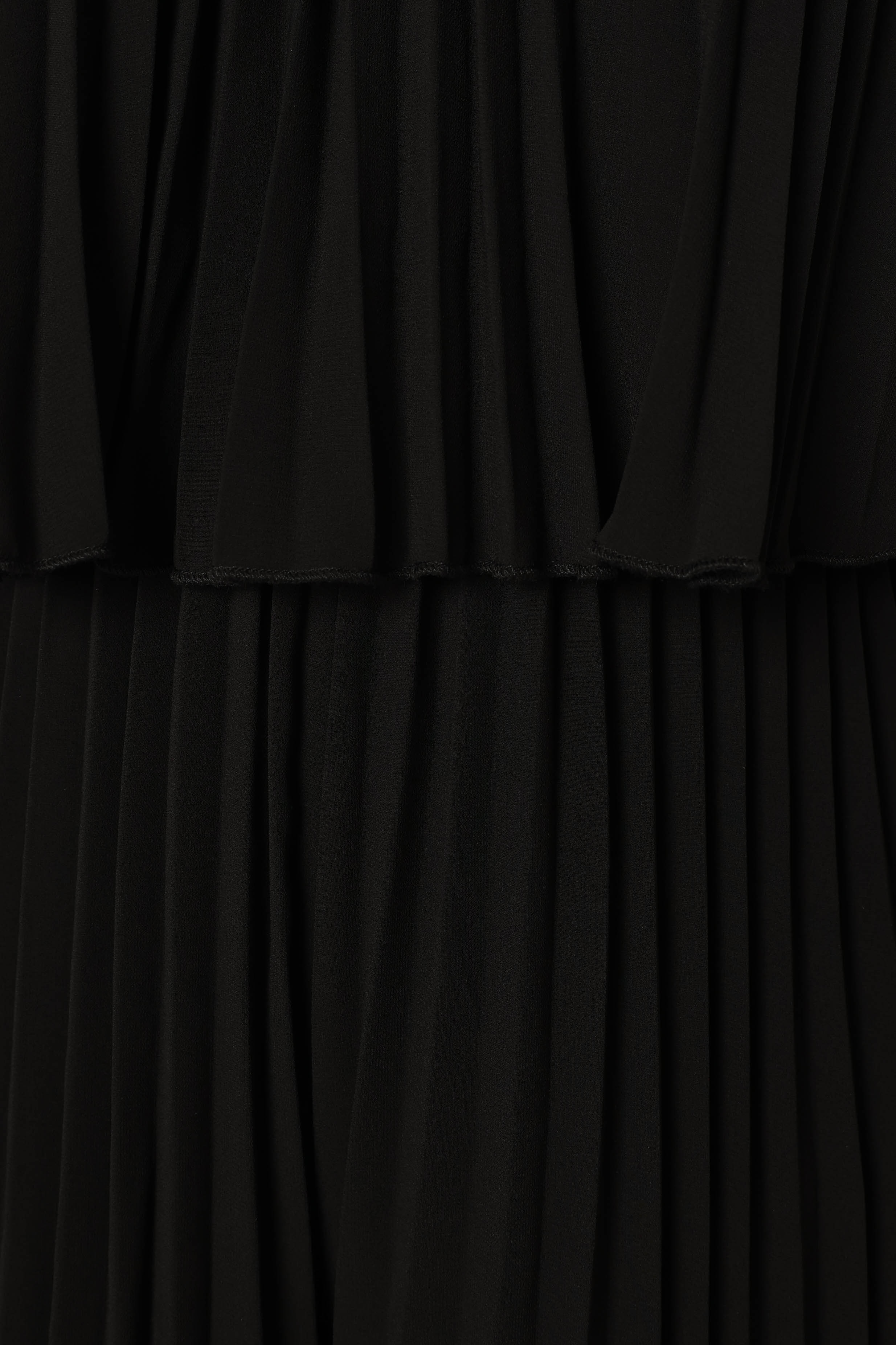 Magnolia Pleat Romper - Black